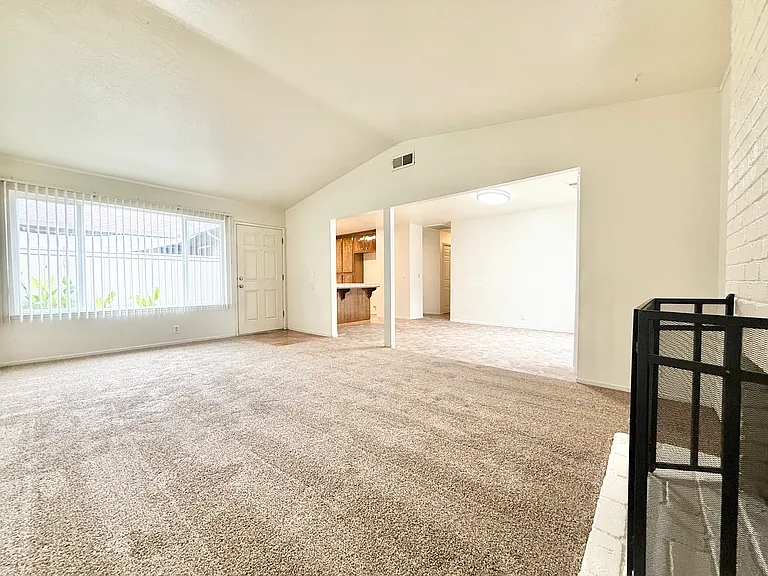 815 Wimbledon Dr, Lodi, CA 95240