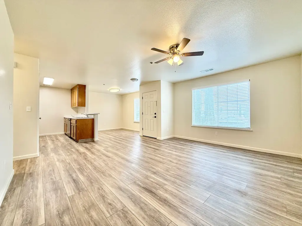 434 E Alameda St Suite 203, Manteca, CA 95336